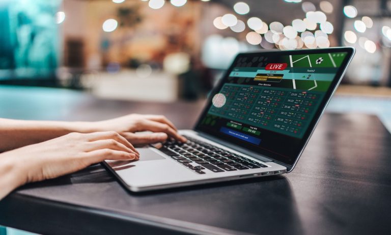 In Conversation with a Professional on the Rise of Online Casinos