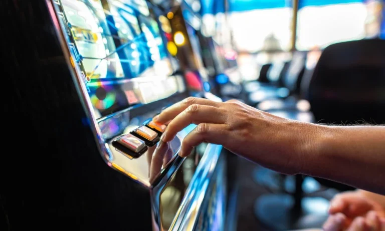 Understanding the Growing Interest in online, Slots games, Entertainment